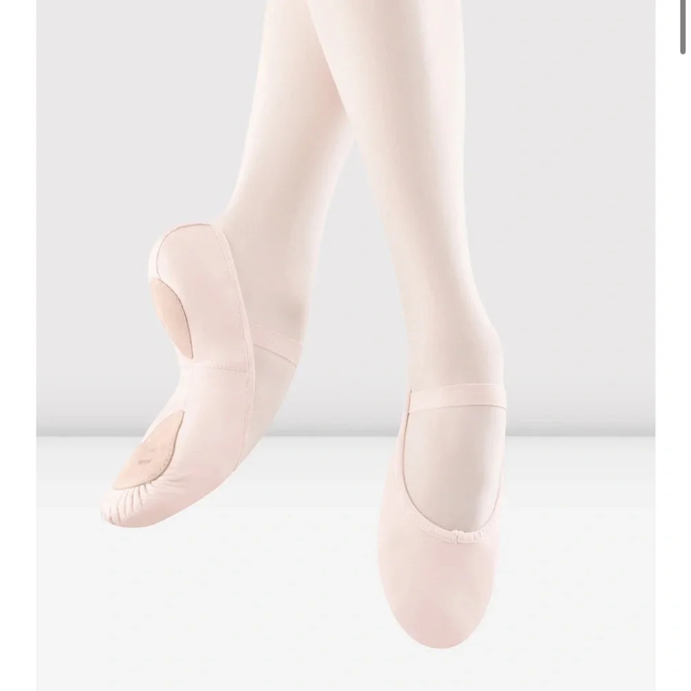 Bloch Ladies Dansoft ll Leather Split Sole Ballet Shoes 7 C SO258L